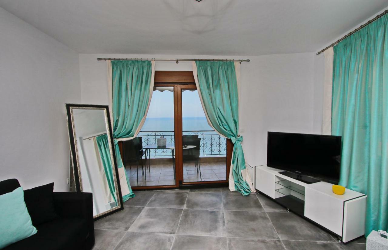 Old Town Luxury Suite Kavála Exterior photo